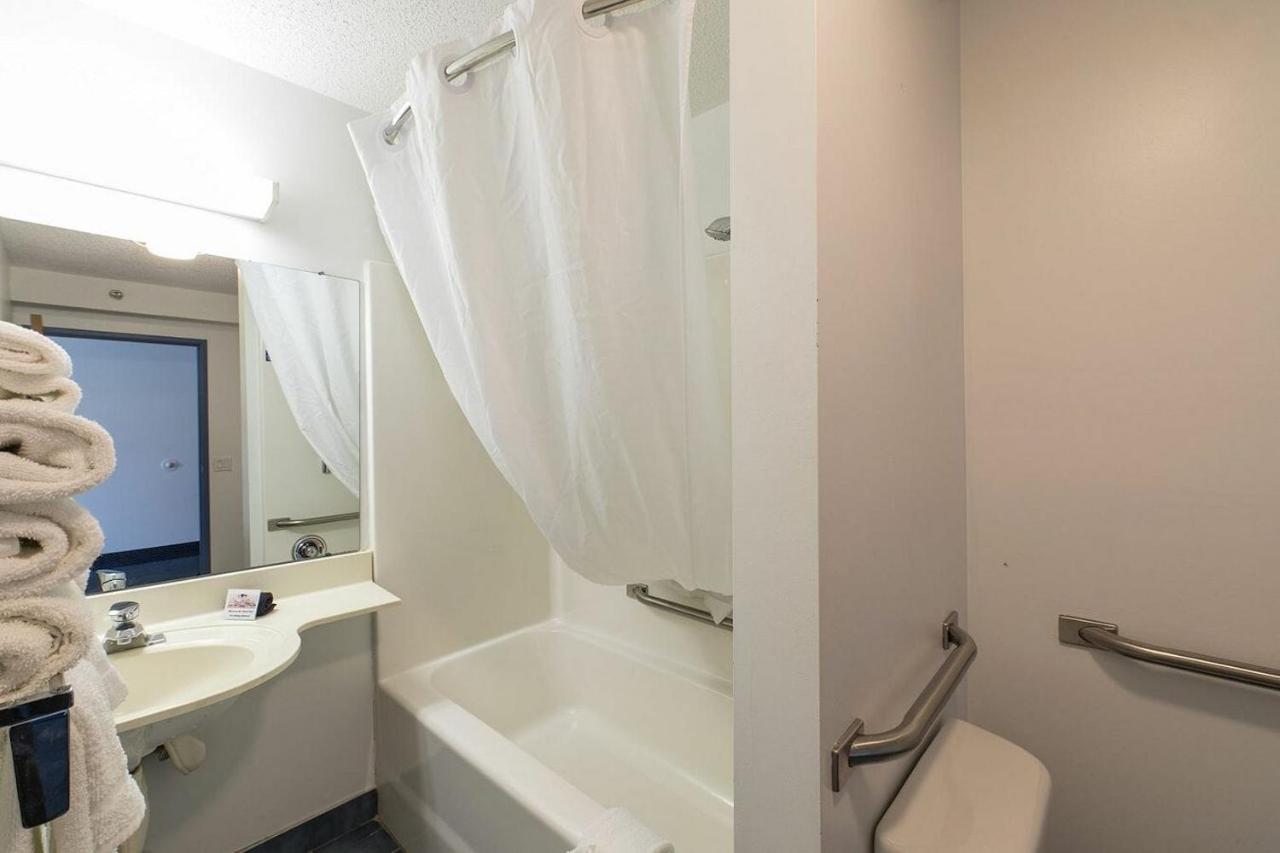 Quality Inn Mount Pleasant Exterior foto