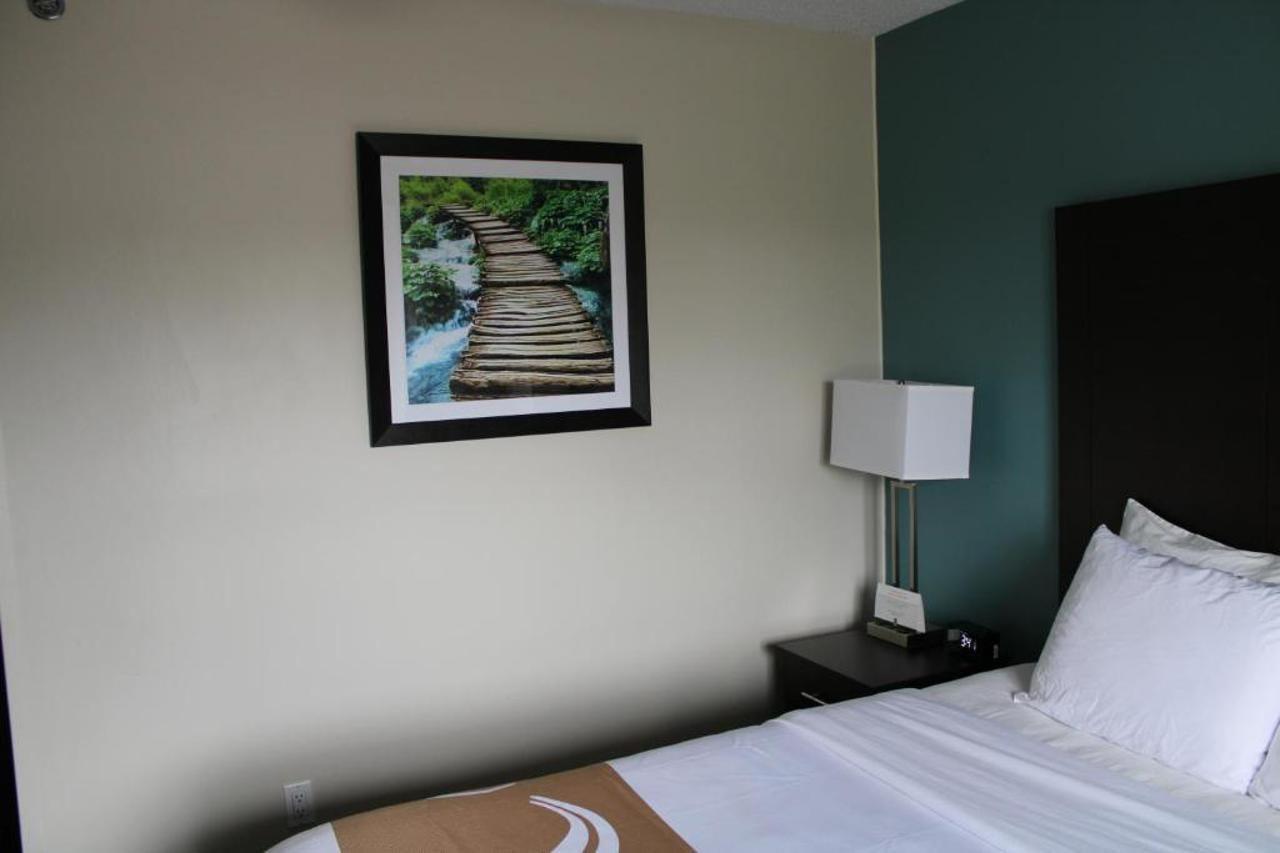 Quality Inn Mount Pleasant Exterior foto